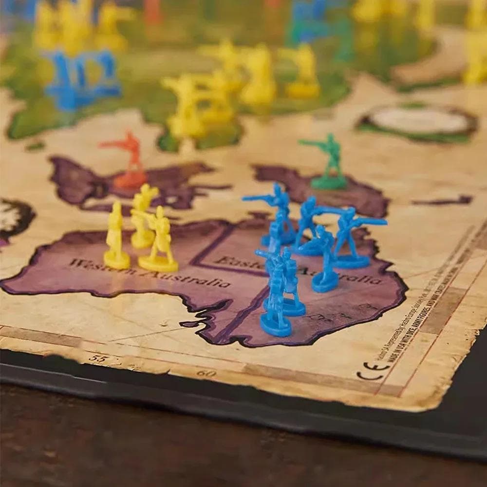 Klasyczna gra karciana Risk Interactive 1 Risk - Gra strategicznej podboju - 2 do 5 graczy - Rodzinna gra planszowa - 1 rok