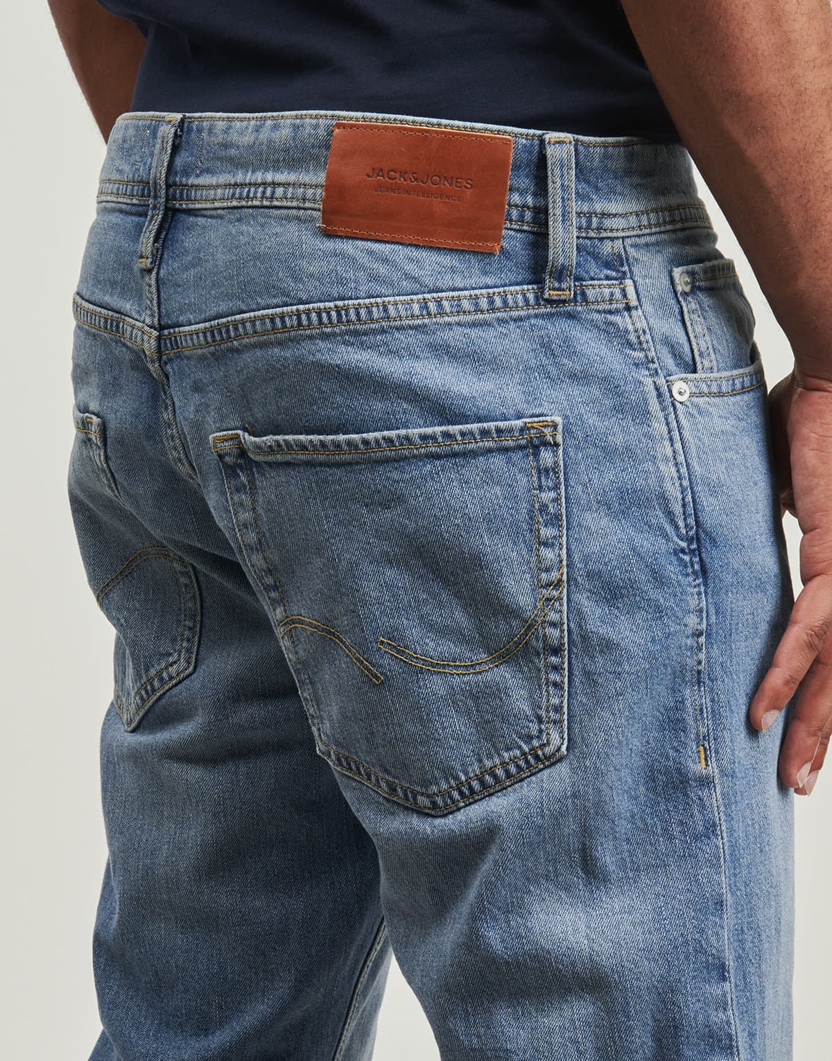 Jeansy straight leg Jack & Jones  JJIMIKE