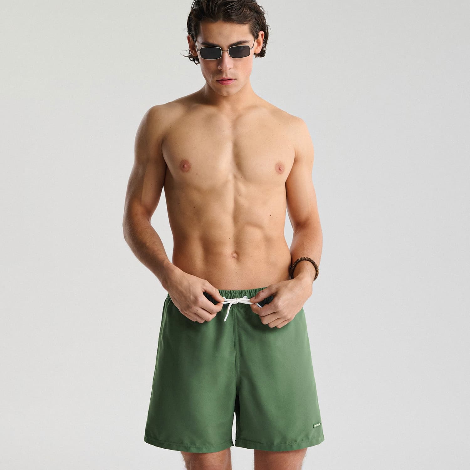 Cropp - Zielone szorty kąpielowe basic - zielony