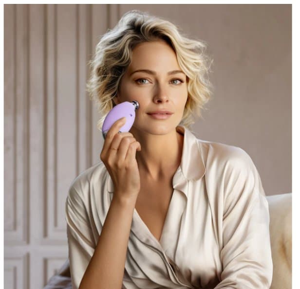 FOREO KIWI™ Derma - urządzenie do mikrodermabrazji diamentowej, Lavender
