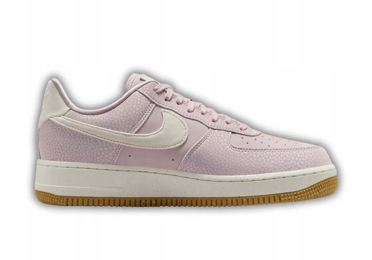 NIKE AIR FORCE 1 LOW '07 NN 'Platinum Violet' (FN6326-001) 38EU