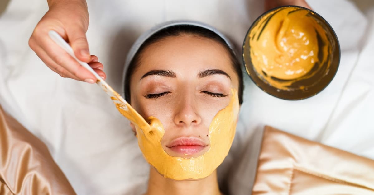 Lifting RF z maską lub peeling kawitacyjny dla promiennej cery